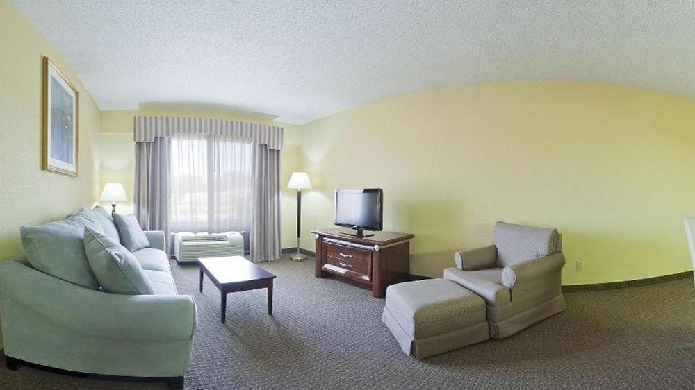 Holiday Inn Express & Suites Sebring By Ihg Εξωτερικό φωτογραφία